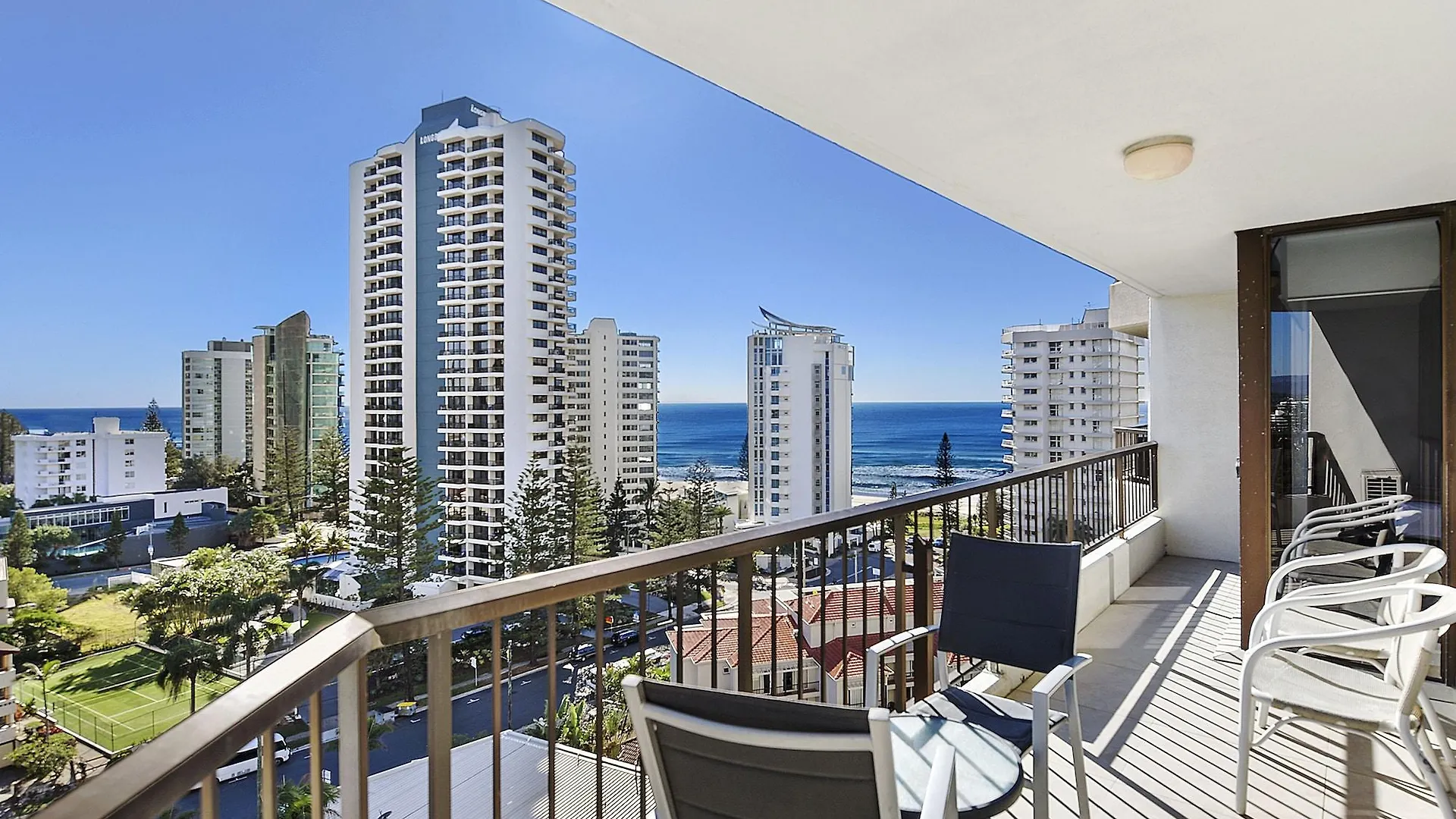 **** מלון דירות גולד קוסט Surfers Century Oceanside Apartments אוסטרליה